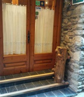 Espot Casa | Hostal Casa Palmira