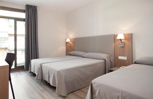 Sant Antoni Casa | Hostal Centric