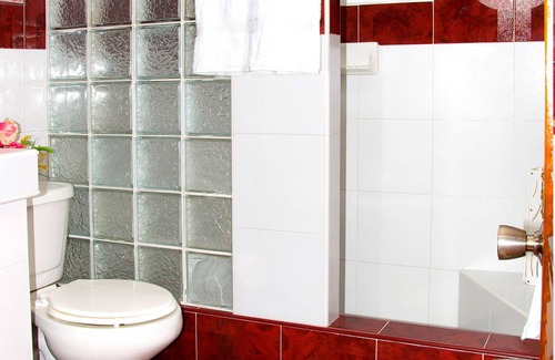 Boca de Camarioca Casa | Hostal Ciro y Lourdes