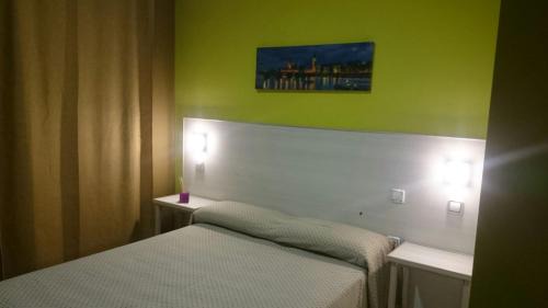 Velilla de San Antonio Casa | Hostal DS