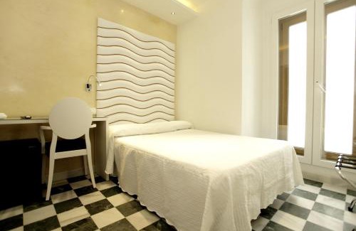 Centro de Conil de la Frontera Hotel | Hostal El Alojado de Velarde