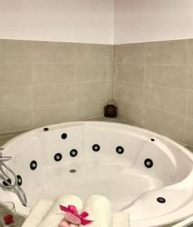 Alcalá de Guadaira Casa | Hostal El Castillo Alcala De Guadaira