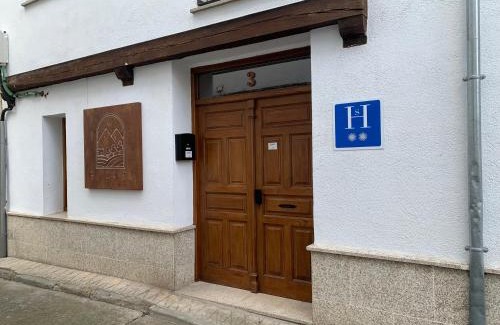 Hervas Cama Y Desayuno | Hostal EL GRIEL NO DISPONEMOS DE RECEPCIÓN FÍSICA