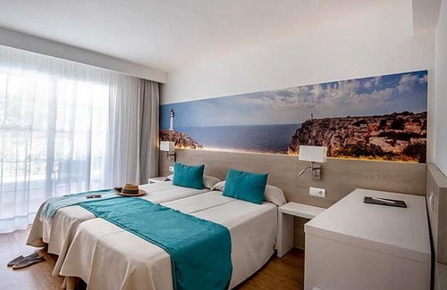 Formentera Hotel | Hostal Es Pi - Emar Hotels