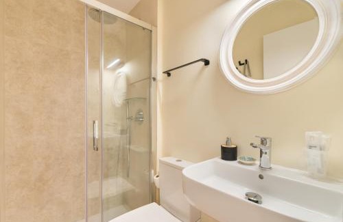 Barrio de las Letras Hostal | Hostal Evoke Madrid
