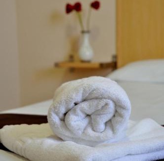 Cuatro Caminos Casa | Hostal Falfes