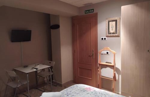Arrancapins Casa | Hostal Happystay