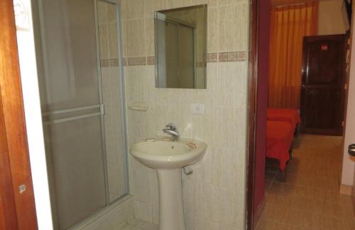 Nazca Casa | Hostal Hellen Ross