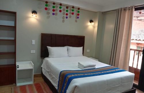 Pisac Hotel | Hostal INTI QHAWANA