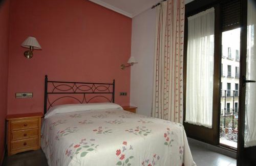 Sol Casa | Hostal Ivor