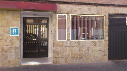 Móstoles Casa | Hostal Juanito