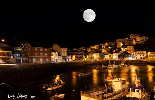Porto do Barqueiro Casa | Hostal La Marina