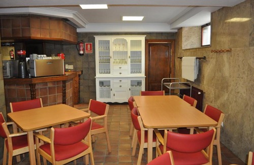 Navaleno Hostal | Hostal La Tablada