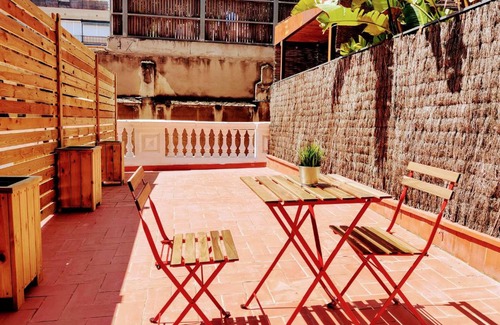 Dreta de l'Eixample Casa | Hostal Live Natura Barcelona