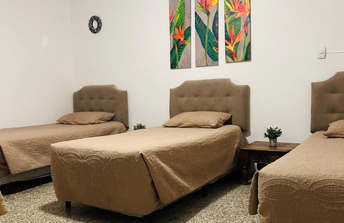 Zona 13 Cama Y Desayuno | Hostal los Volcanes ciudad de Guatemala