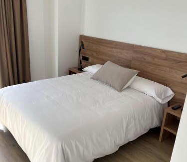 Yeste Casa | Hostal Márquez