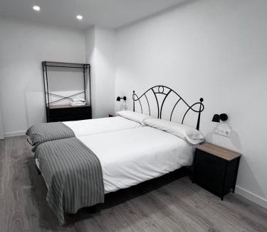 Valladolid Casa | Hostal Mónaco