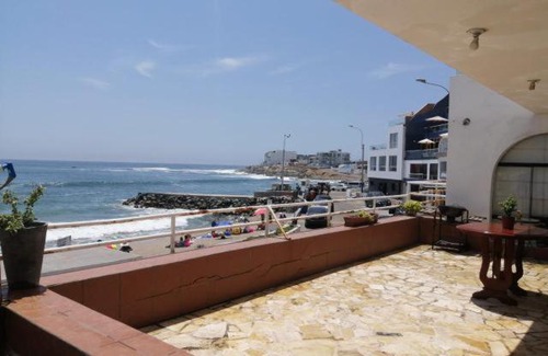 San Bartolo Casa | Hostal Malecón Norte 888