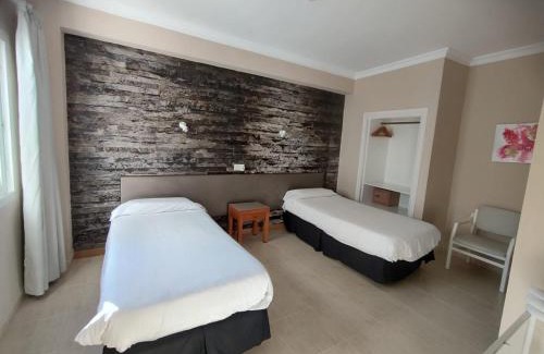 El Arenal Cama Y Desayuno | Hostal Mar del Plata