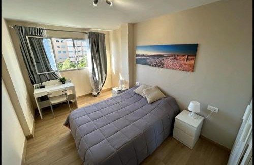 San Cristobal de La Laguna Casa | Hostal Mari en La Laguna, alquiler habitación privada en hostal, 6 habitaciones cerca de la universidad y aeropuerto Norte, 3 baños compartidos