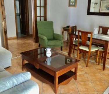 Centro de Nerja Casa | Hostal Marissal by Dorobe