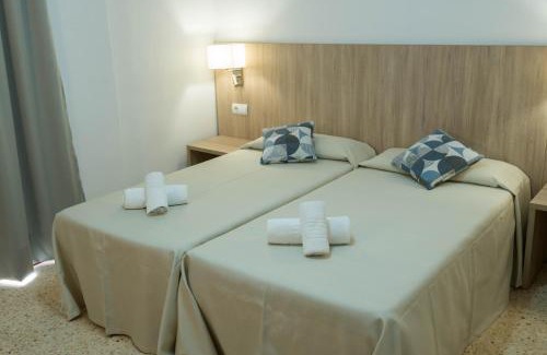 Santa Eulalia del Río Hostal | Hostal Mayol