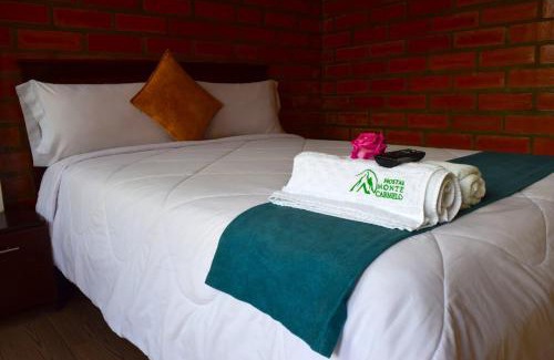 Baños de Agua Santa Hostal | Hostal Monte Carmelo