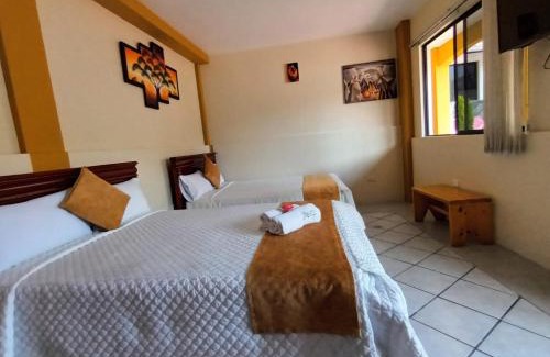 Baños de Agua Santa Hostal | Hostal Monte Carmelo