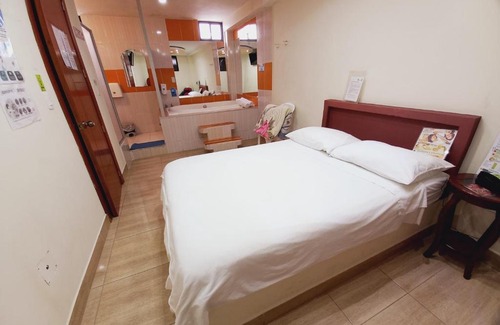 Quito Casa | Hostal Oro Orense