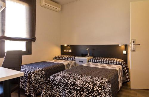 Buñuel Casa | Hostal Plaza