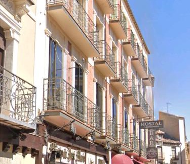 Centro histórico de Segovia Casa | Hostal Plaza