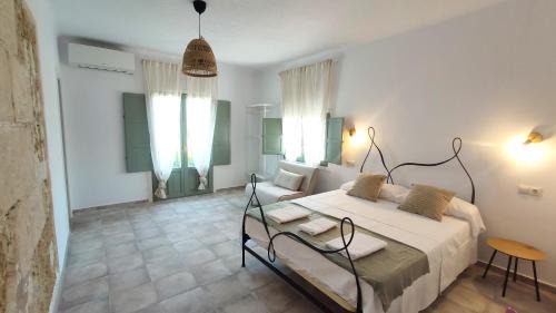 Alcudia Casa | Hostal Residencia Alma