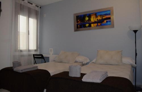 Barrio de La Latina Casa | Hostal Rofer