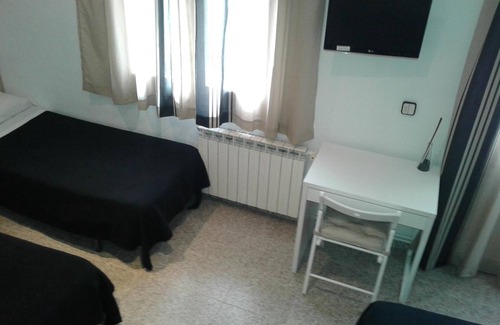La Sagrada Familia Casa | Hostal Ruta de Francia