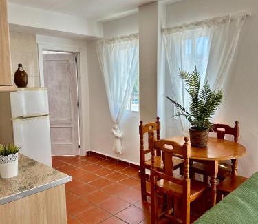Alozaina Hostal | Hostal Sango Sierra de las Nieves
