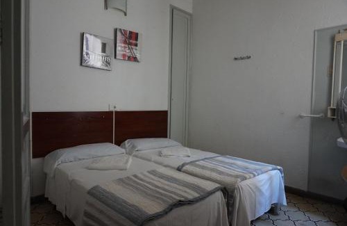 Dreta de l'Eixample Casa | Hostal Sant Carlo