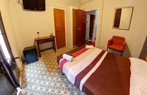 Reus Hotel | Hostal Santa Teresa Reus