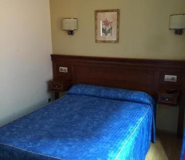 Ventas De Albares Casa | Hostal Tio Pepe II