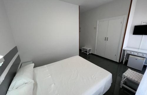 Baza Casa | Hostal Venta Del Sol