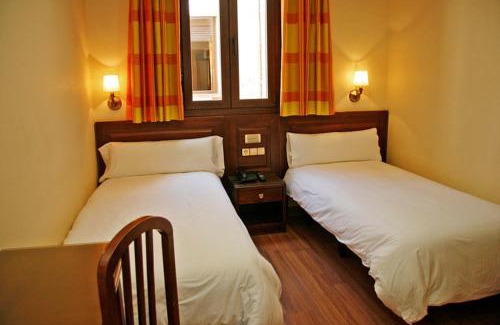 Centro Casa | Hostal Victoria I