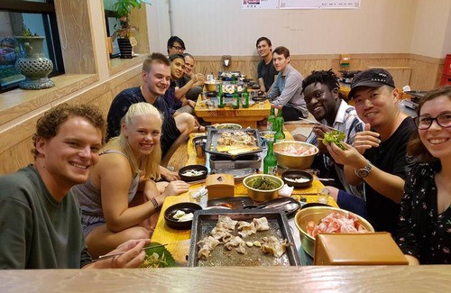Sinchon-dong Hostal | Hostal ∙ 8 huéspedes