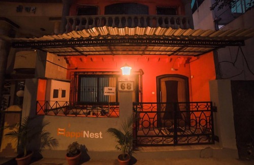 Andheri West Hostal | Hostal ∙ 8 personas