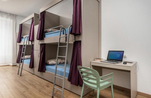 Pula Hostal | Hostel Antique