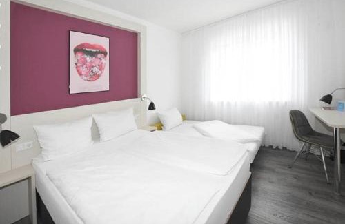 Singen Hostal | Hostel Art & Style