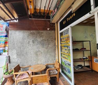 Old City Hostal | Hostel Baan Kuhn Yah โฮสเทลบ้านคุณย่า