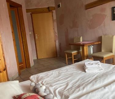 Poprad Hostal | Hostel CafeRAZY