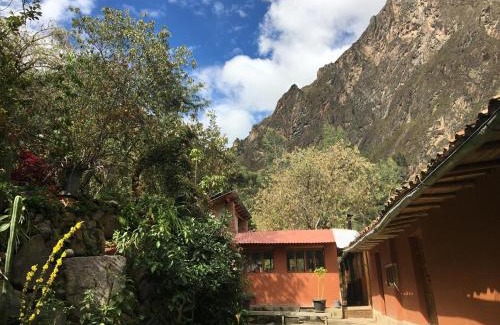 Ollantaytambo Otro | HOSTEL INKA PACCHA - cascada inka