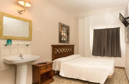 Torremolinos Hostal | Hostel Malaga Inn