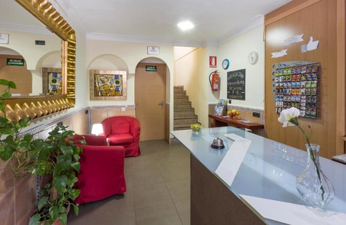 Torremolinos Hostal | Hostel Malaga Inn