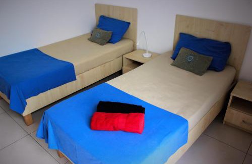 St. Julian's Hostal | Hostel Malti Budget